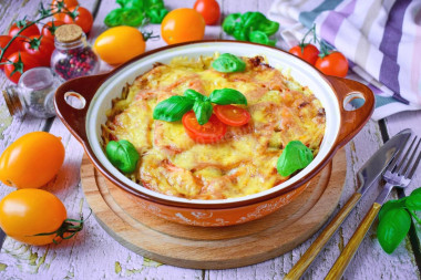 Мясо свинины под картофельной шубой с сыром в духовке