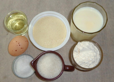 Рецепт - Манные биточки с ванилью - Шаг 1 - 1. Подготовить все продукты для приготовления манных биточков.