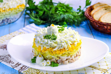 Салат Невеста с копченой курицей и плавленным сыром