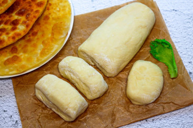 Тесто на чебуреки на кефире хрустящее