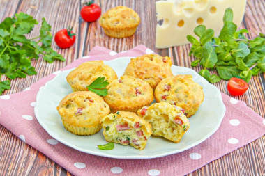 Маффины с ветчиной и сыром