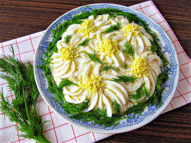 Салат Ромашка с курицей