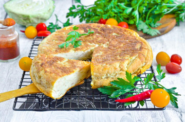 Заливной пирог с капустой в мультиварке