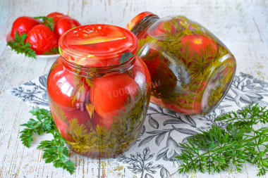 Маринованные помидоры с морковной ботвой на зиму