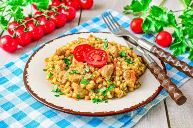 Перловая каша с мясом