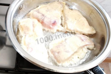 Рецепт - Морской язык с приправой магги в кефирном кляре - Шаг 7 -  Жарьте. Поглядывайте.