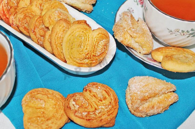 Печенье ушки с творогом на яйцах