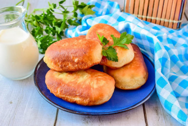 Жареные пирожки как пух