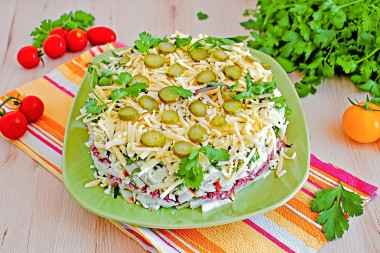Салат говядина с яблоками