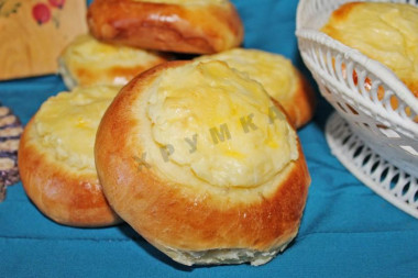 Картофельные шаньги на сливочном масле дрожжах со сметаной