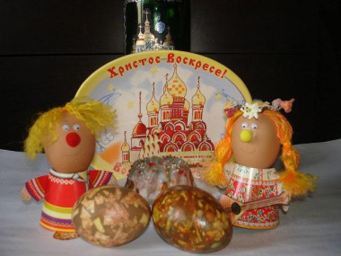 Мраморные яйца в луковой шелухе с зеленкой