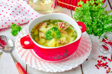 Классический суп из говядины с картошкой