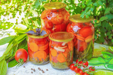 Помидоры с морковью и луком на зиму