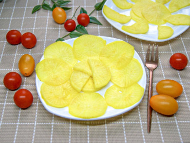 Маринованный дайкон закуска по-корейски