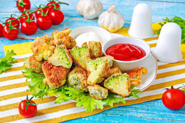 Брокколи в кляре на сковороде