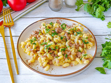 Макароны по флотски в мультиварке с сочным фаршем