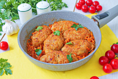 Ленивые голубцы с капустой котлетами