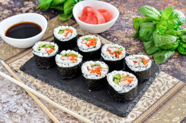 Кимпаб корейские роллы