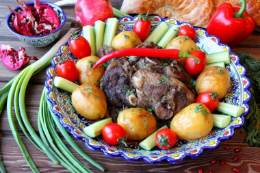 Казан кебаб с картошкой по узбекски из баранины