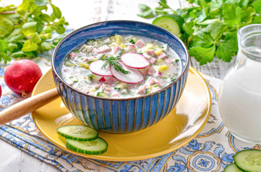 Окрошка на айране с колбасой