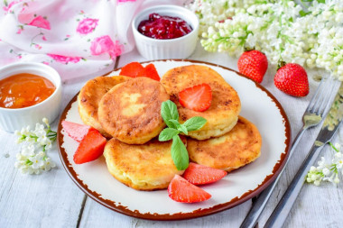 Сырники без манки на сковороде