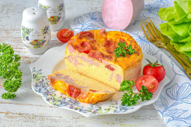 Омлет с колбасой и сыром в аэрогриле