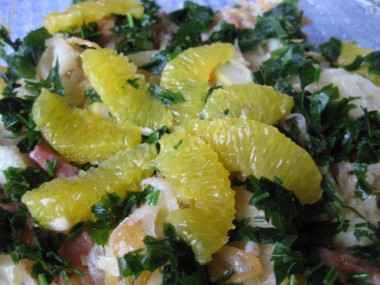 Салат с квашеной капустой, апельсинами и ветчиной Вечер