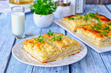 Ленивая ачма из лаваша с творогом и сыром