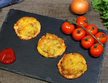 Медальоны из курицы в духовке