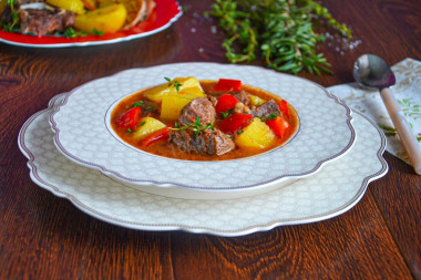 Венгерский суп гуляш классический