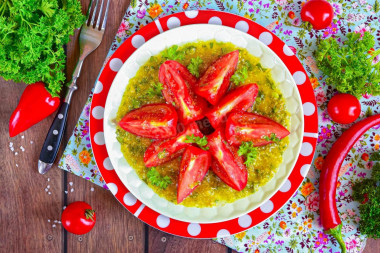 Помидоры с чесноком и перцем