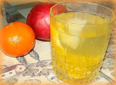 Компот из мандарин и яблок
