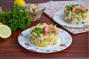 Салат Оливье с креветками