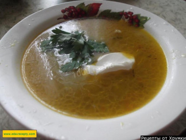 Рассольник с свиными почками и перловкой