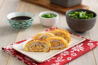 Тамагояки омлет японский