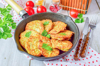 Котлеты из кабачков на сковороде простые