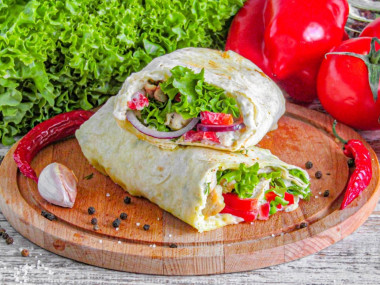 Цезарь ролл с курицей без майонеза