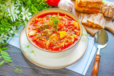 Классический борщ со свеклой
