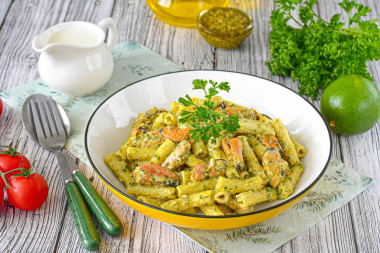 Макароны с мидиями