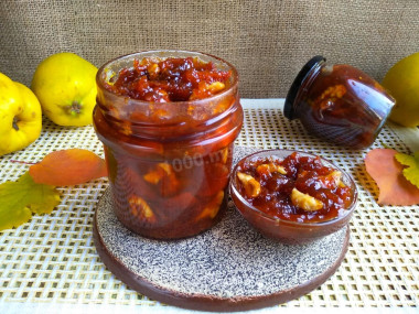 Варенье из айвы с грецкими орехами на зиму