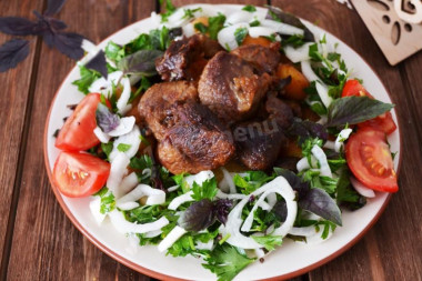 Баранина с картошкой и луком в казане