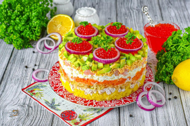 Салат Царский с курицей слоями
