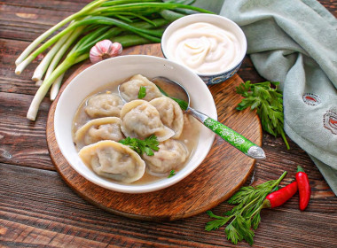 Пельмени со свининой и курицей