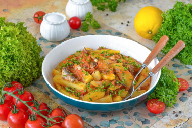Картошка с килькой в томатном соусе