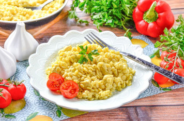 Птитим с курицей в сливочном соусе