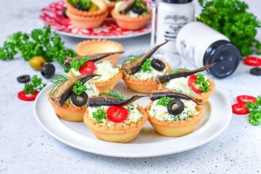 Тарталетки со шпротами