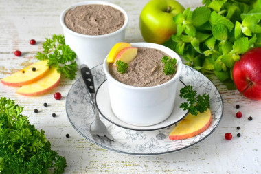 Паштет из печени с яблоками