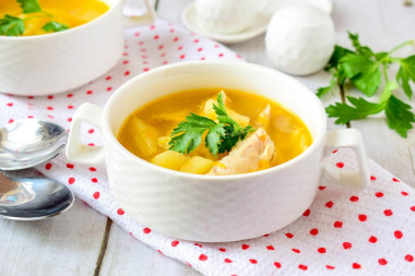 Суп гороховый классический с курицей