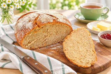 Домашний хлеб с пшеничной цельнозерновой мукой на закваске