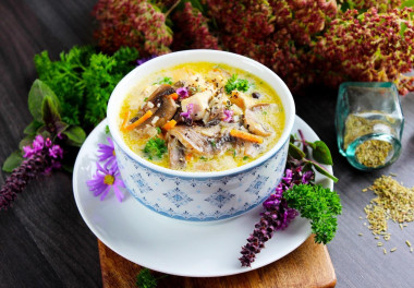 Сливочный суп с курицей